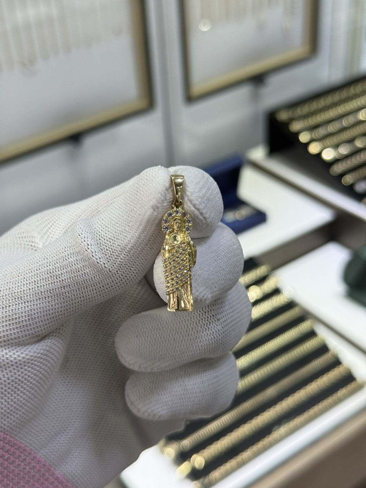 Dije de San Judas Tadeo Full Pavé en Oro 10k