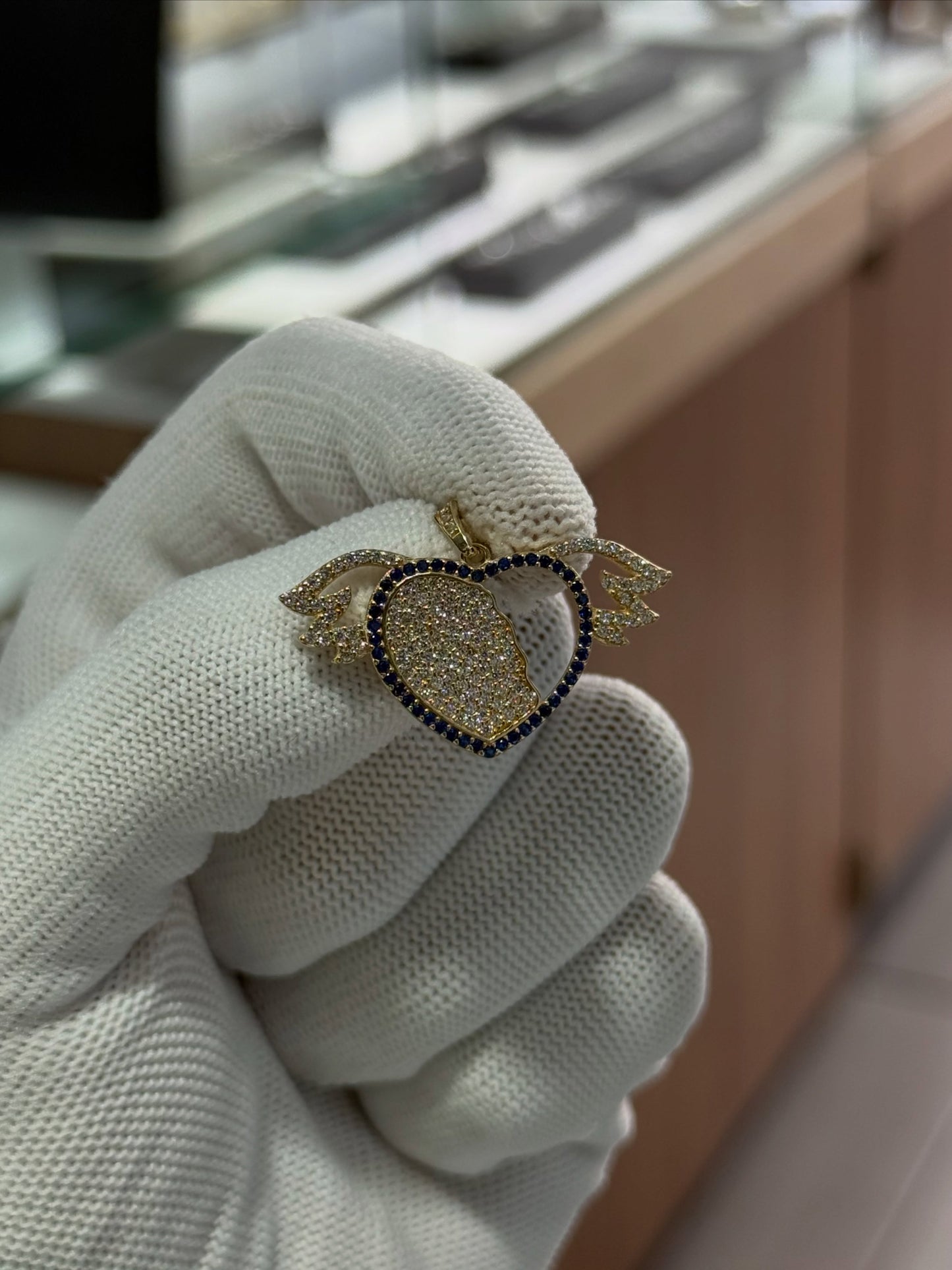 Dije Vuela Corazon Oro 14k
